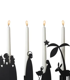 Adventsstage, julekrybbe i sort metal, kronelys