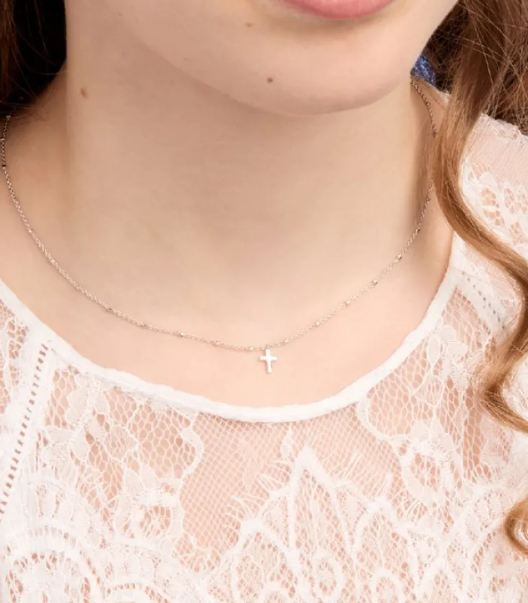 By Gabay, Halskæde med lille kors, sølv