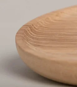 Egetræ, Oval tallerken med hjerte