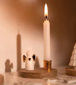 Engel med guldvinger og stage til juletræslys