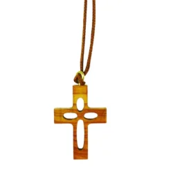 Halskæde, Kors i oliventræ m. huller