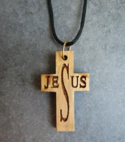 Kors med snor, JESUS