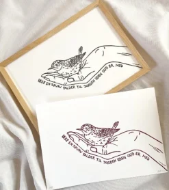 Linoleumstryk: Ikke en spurv, A4 Plakat, Sort