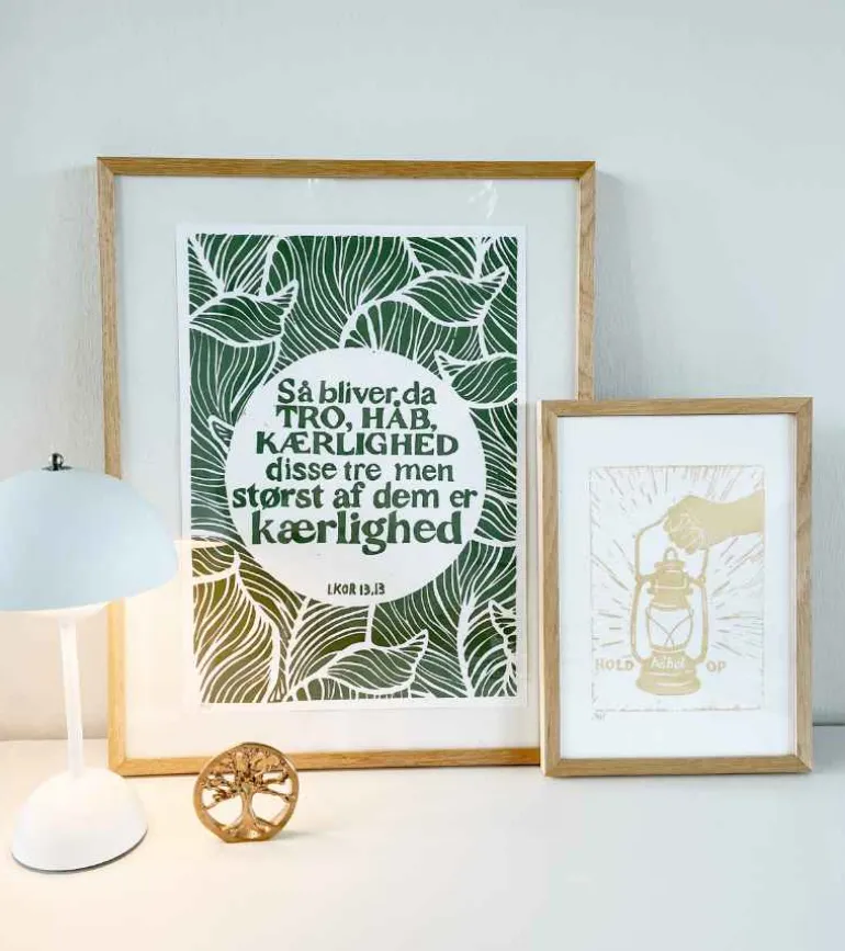 Linoleumstryk: Tro, Håb og Kærlighed, A3 Plakat, Flaskegrøn