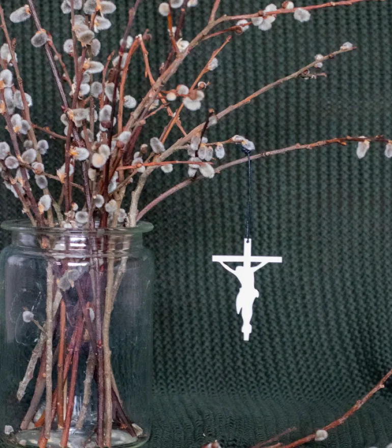 Påskeophæng, Jesu Korsfæstelse, Hvid
