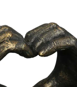 Skulptur, Hjerte lavet af hænder