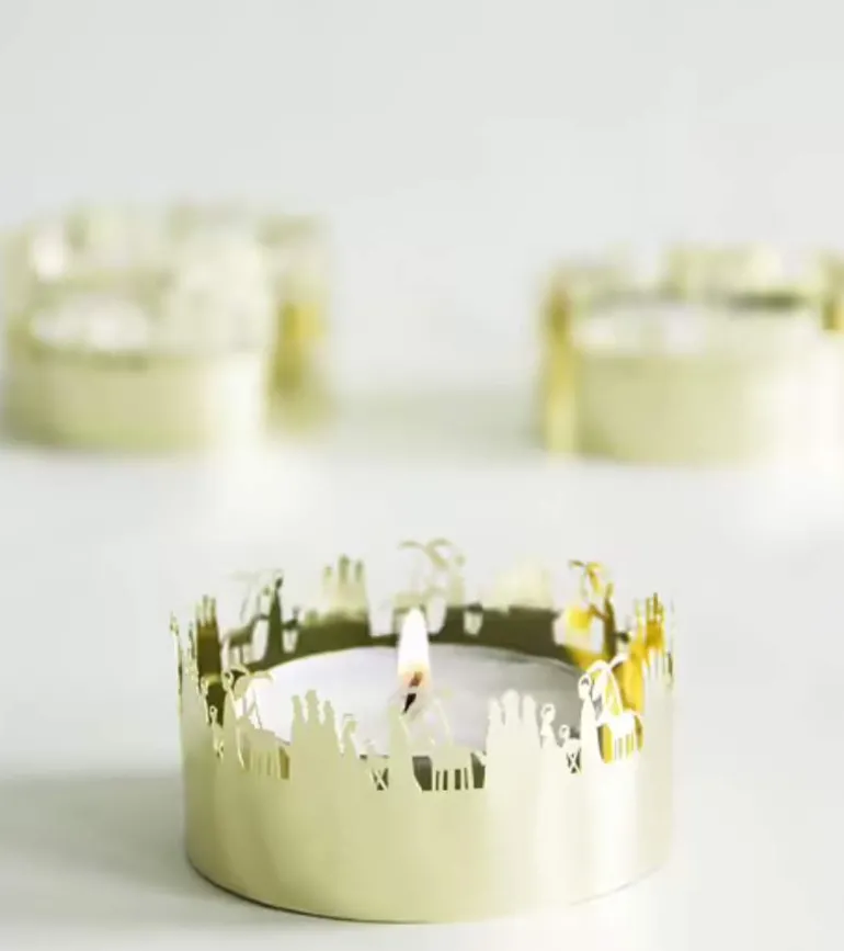 Stor Fyrfadsstage, julekrybbe, guld