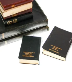 Tryk på EGEN/GAMMEL salmebog eller bibel